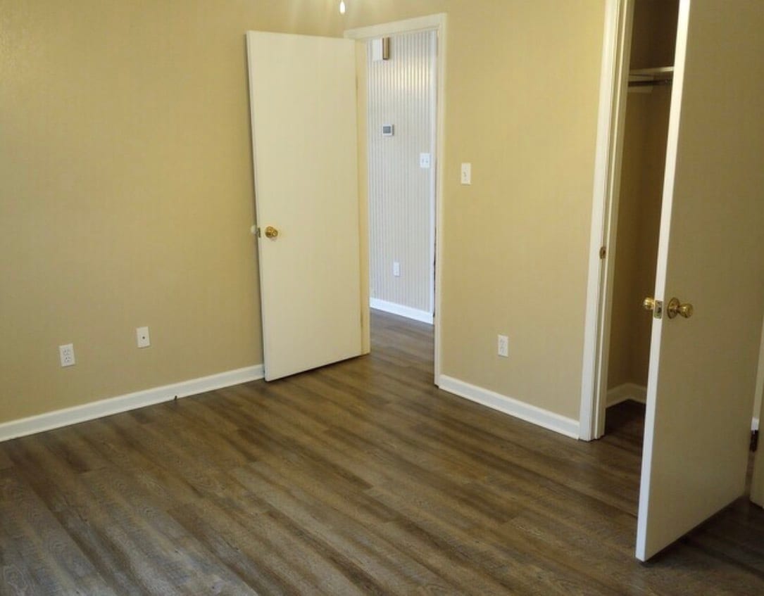 Building Photo - 1029 Rowe St