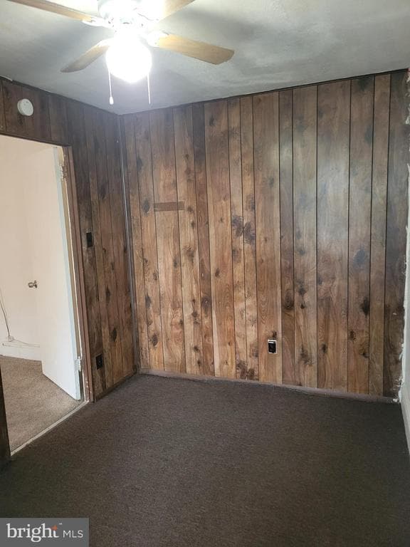 Primary Photo - 835 W Marshall St