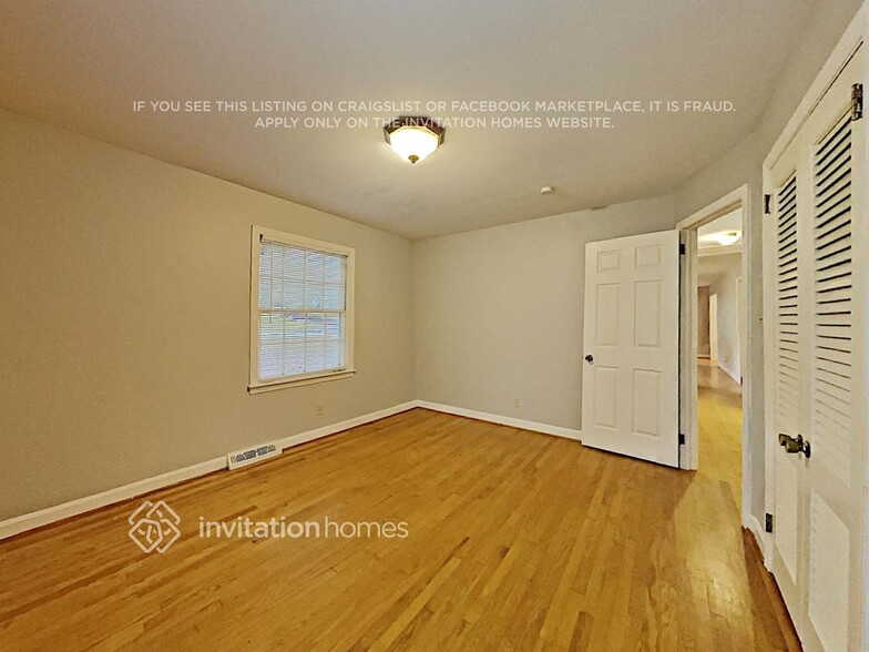 Building Photo - 2501 Wensley Dr