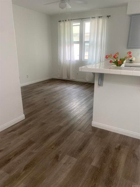 Building Photo - 742 Mariposa Cir