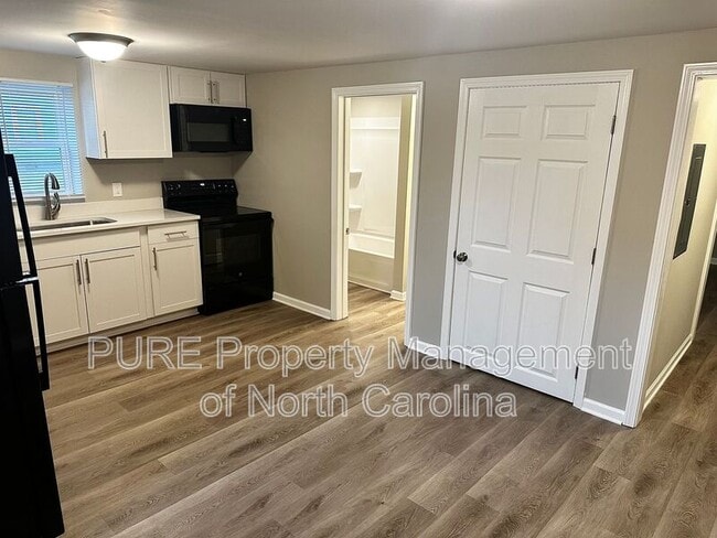 Building Photo - 217 Cotton Grove Rd