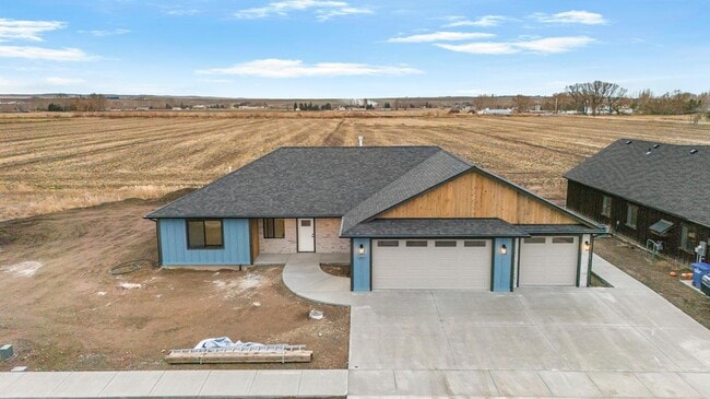 Building Photo - K288LI