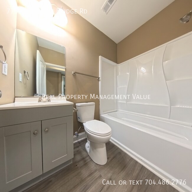 Building Photo - 7705 Hamilton Bridge Rd