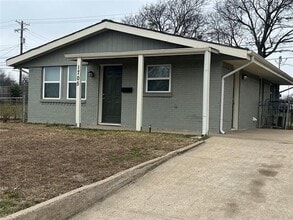 Building Photo - 1705 Burke Dr