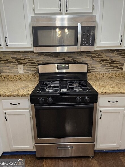 Building Photo - 2727 Manor Cove