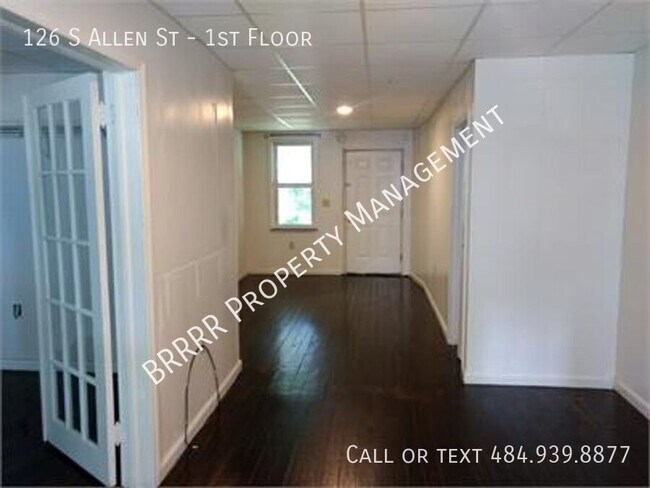 Building Photo - 126 Allen St