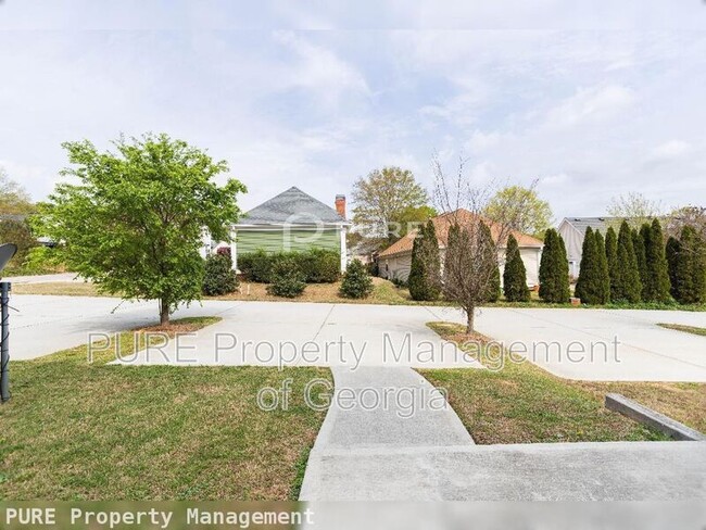 Building Photo - 175 Orchard Dr