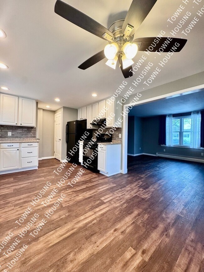 Building Photo - 757 Remington Dr