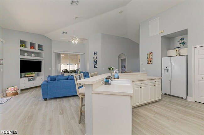 Building Photo - 532 Archer Pkwy W