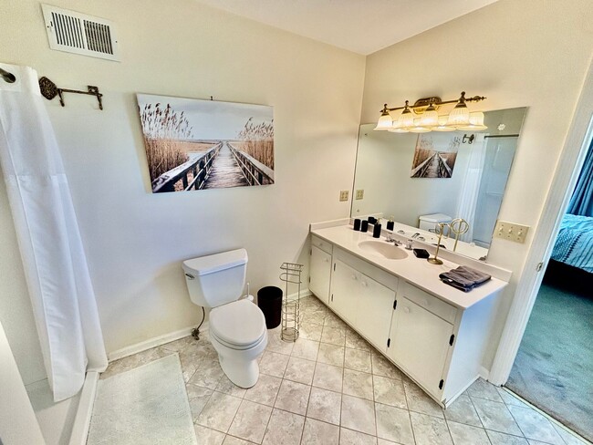 Building Photo - Escape to Luxury: Your Private Oasis on a ...