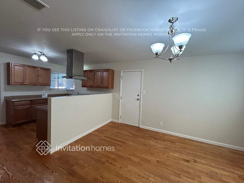 Building Photo - 2793 Landen St