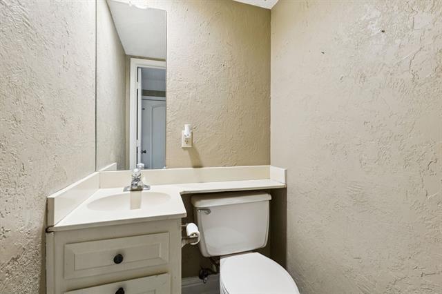 Building Photo - 7450 Holly Hill Dr