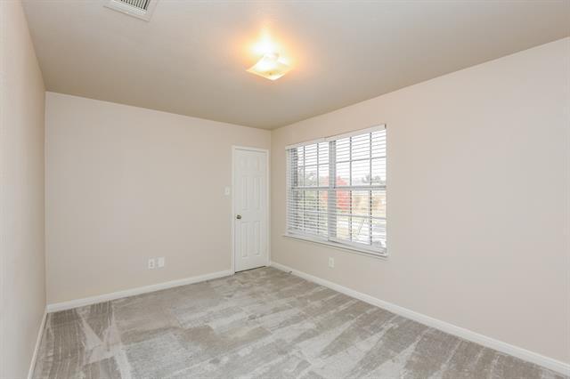 Building Photo - 128 Dodge City Ct