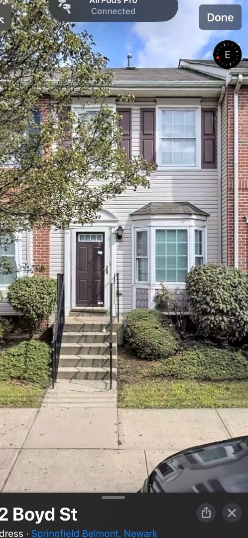 Building Photo - 72 Boyd St