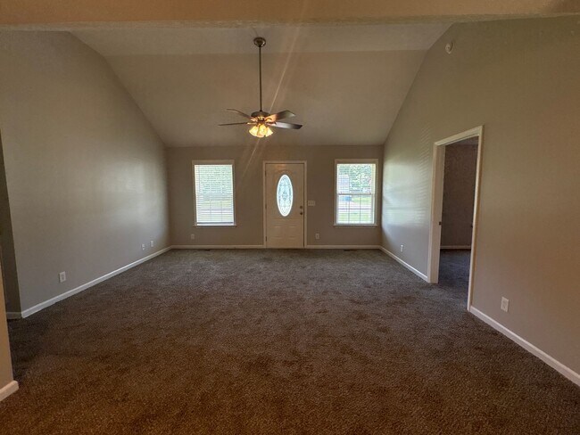 Building Photo - Charming Home with Covered Back Deck and Fenced in Yard...