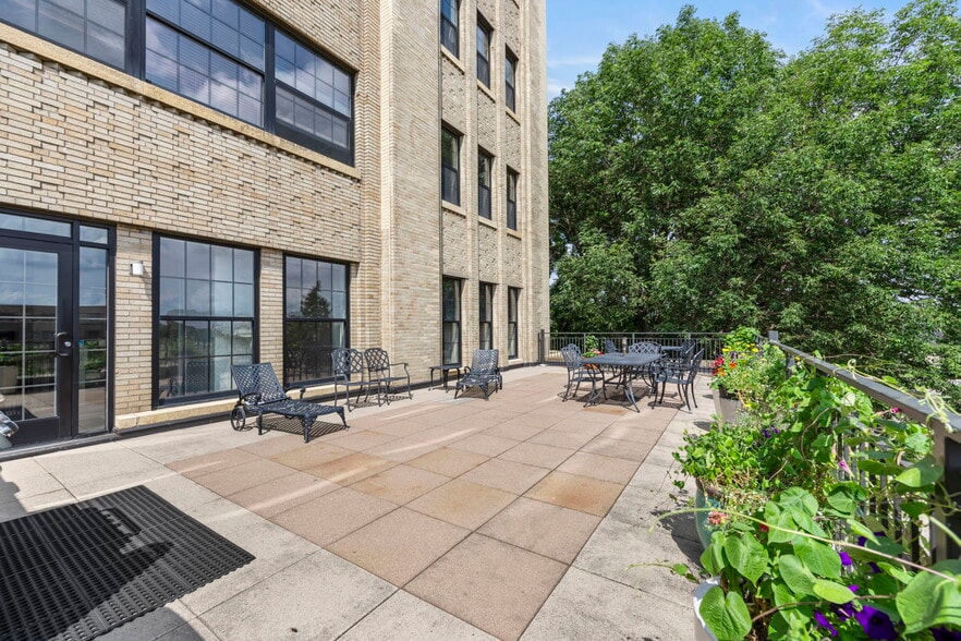 Building Photo - 730 Stinson Blvd