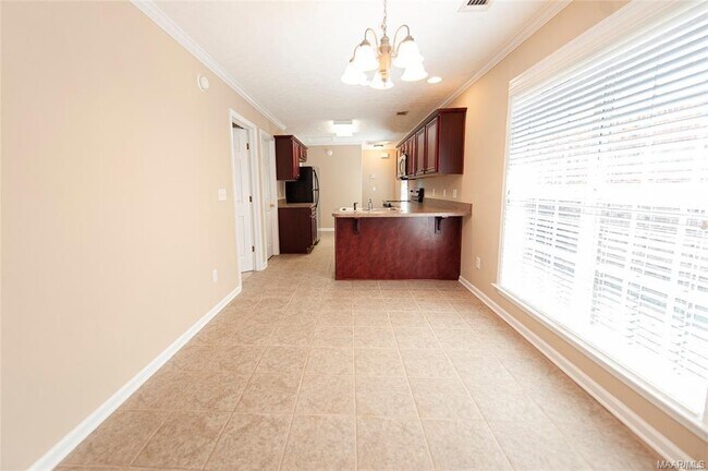 Building Photo - 6317 Burbank Crossing Loop