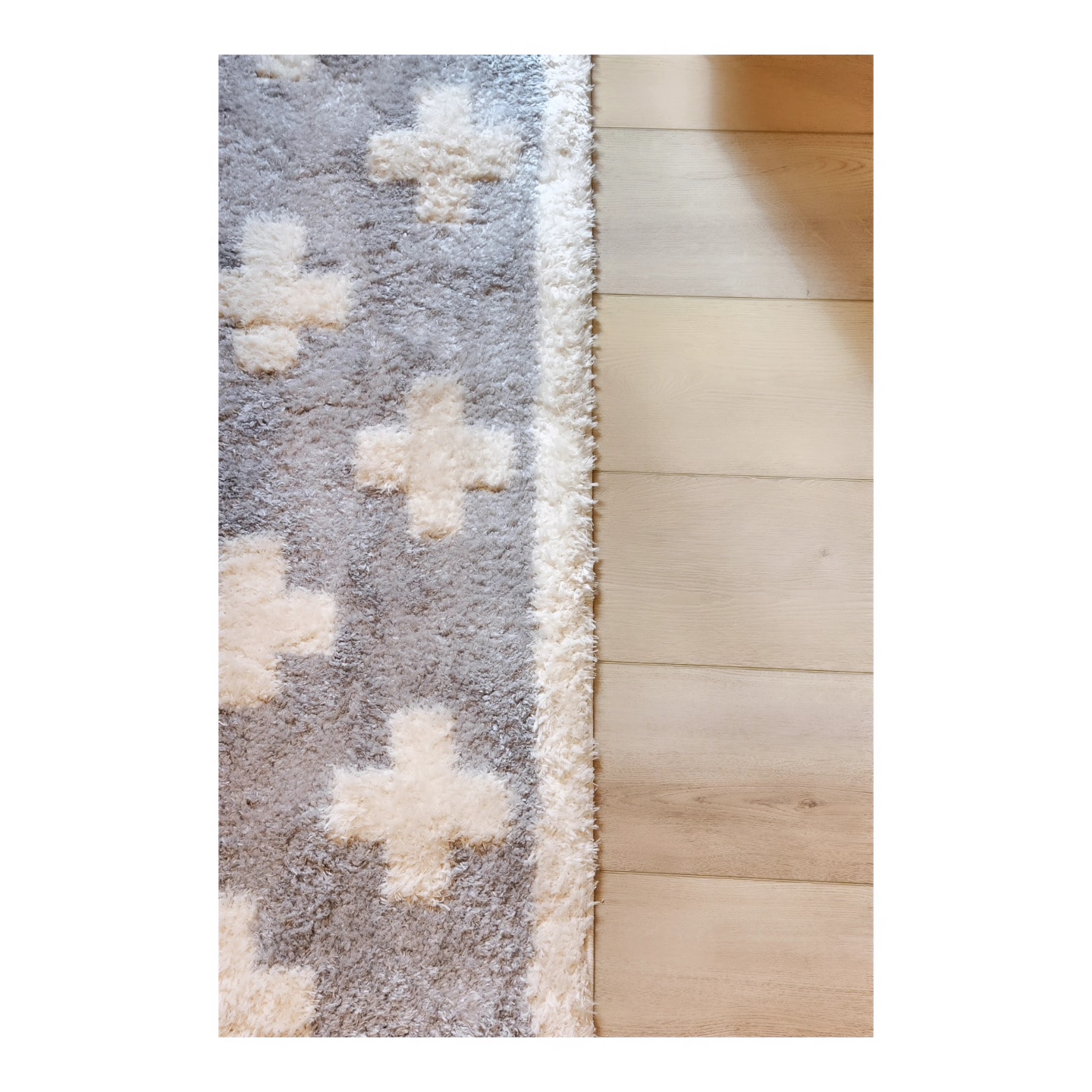 Professional Design - 107 S Moonlit Rd