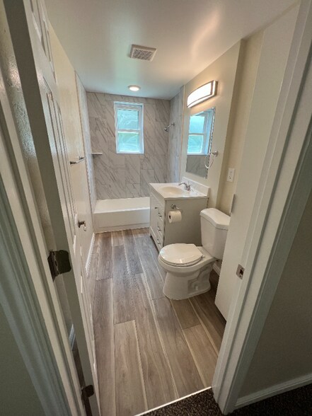 Building Photo - 1362 E 3900 S