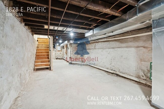 Building Photo - 1828 E. PACIFIC-