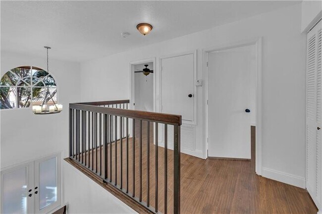 Building Photo - 9144 NW 43rd Ct