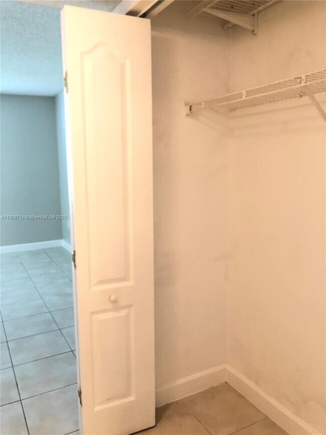 Building Photo - 4637 NW 97th Ct