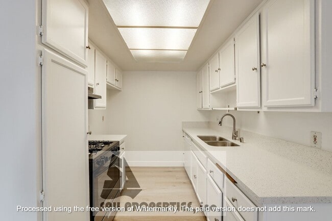 Building Photo - Charming 1 bedroom home located in the LES...