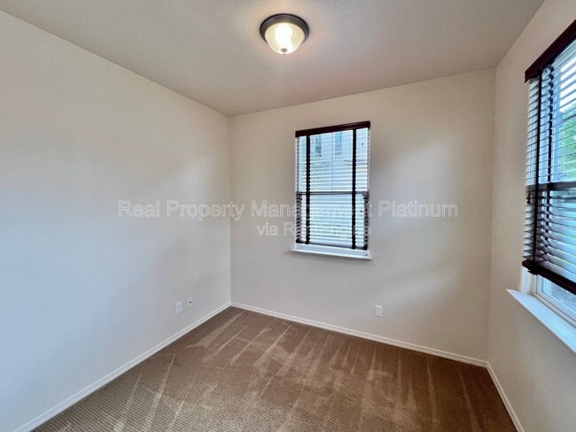 Building Photo - 3947 Harlan Ranch Blvd