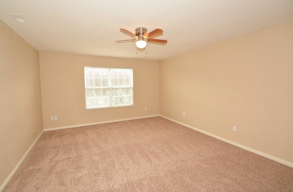 Building Photo - 4768 Beach Club Dr