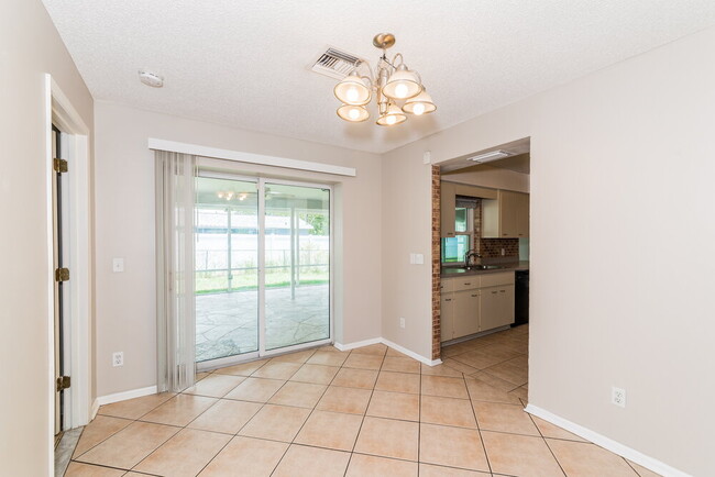 Building Photo - 3265 Lalani Blvd