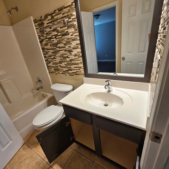 Building Photo - 118 Fleets Island Dr