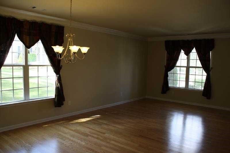 Building Photo - 252 Rutlidge Park Ln