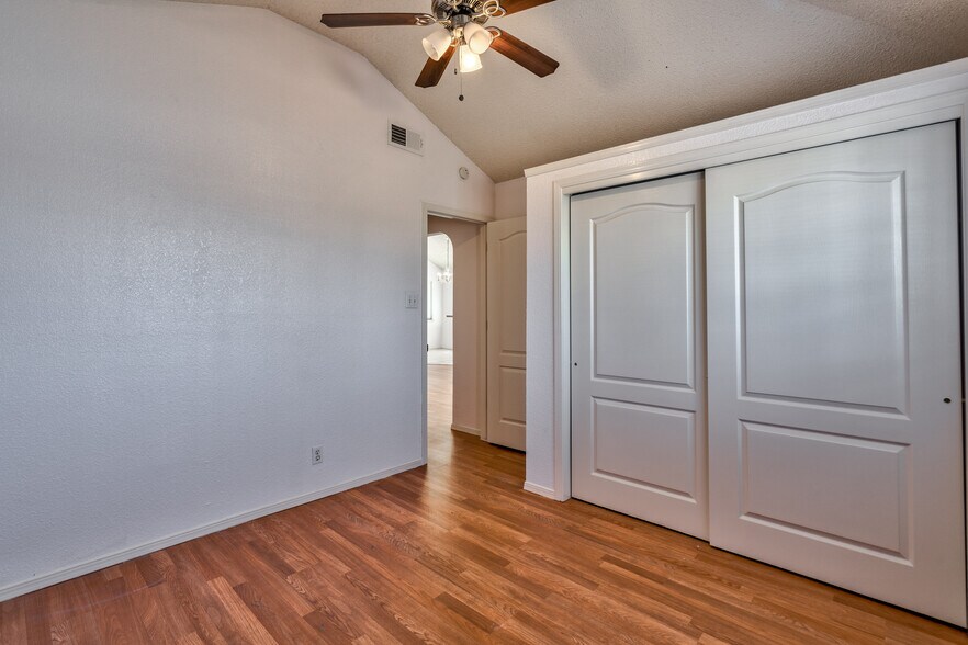 Building Photo - 7324 Canyon Run Dr