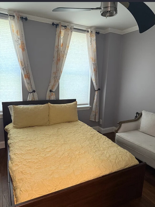 Building Photo - 2007 Kater St