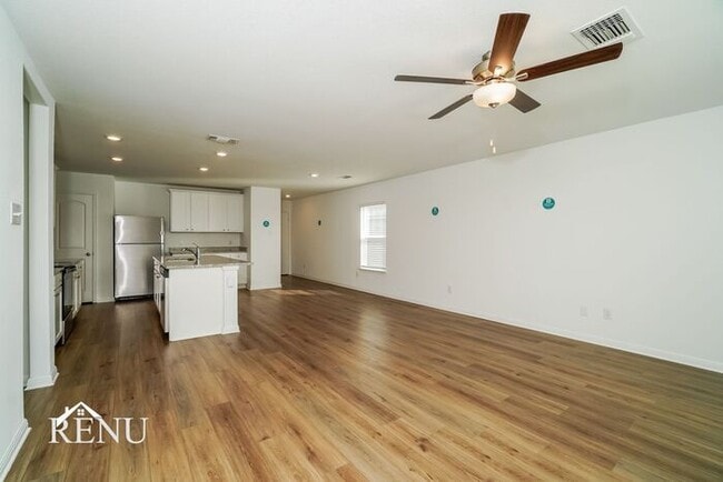 Building Photo - Coming Soon!