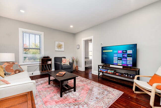 Building Photo - 257 Gordon Ave