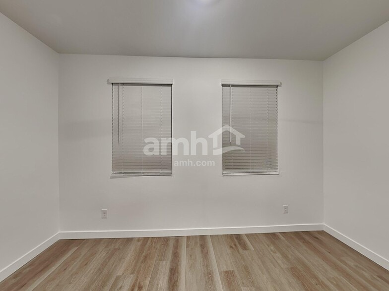 Building Photo - 12323 W Burruel Crk Ln