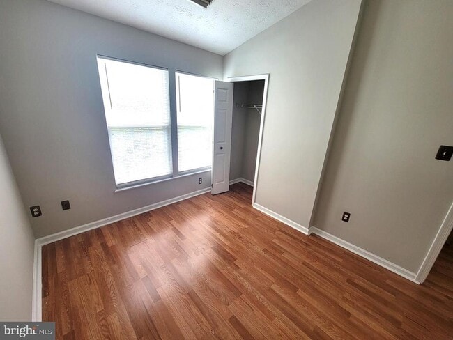 Building Photo - 8702 Castlerock Ct