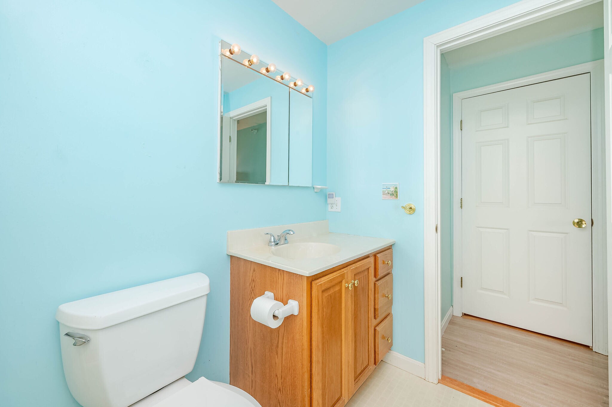 Building Photo - 790 York St