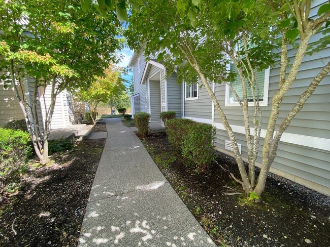 Primary Photo - DuPont 2 Bedroom Town Home