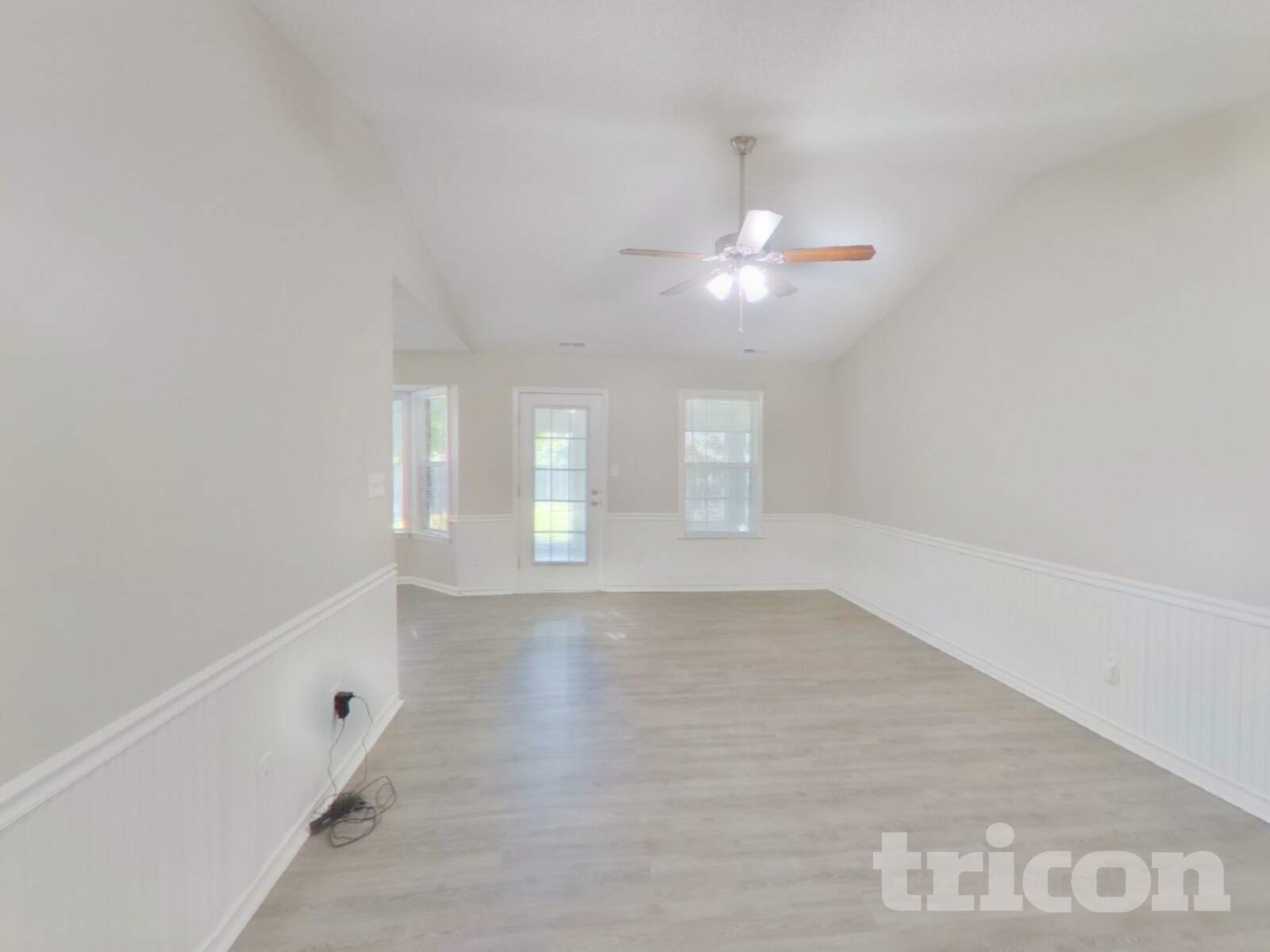 Building Photo - 5001 Alexis Dr