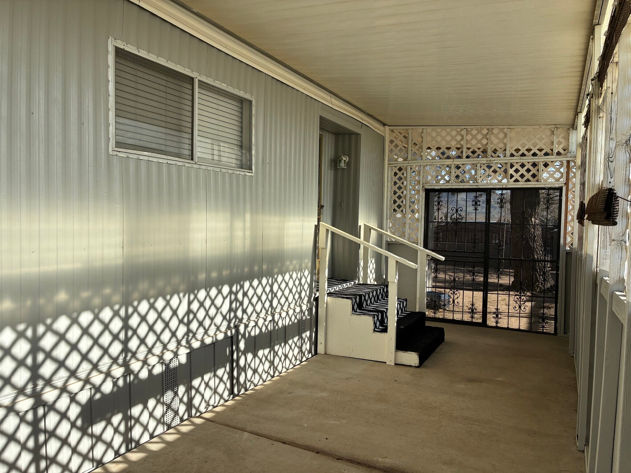 Building Photo - 19190 Hinton St