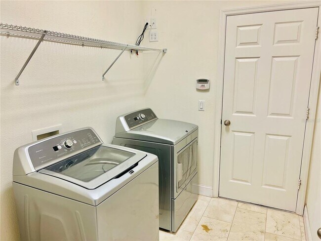 Building Photo - 12971 Sawgrass Pine Cir