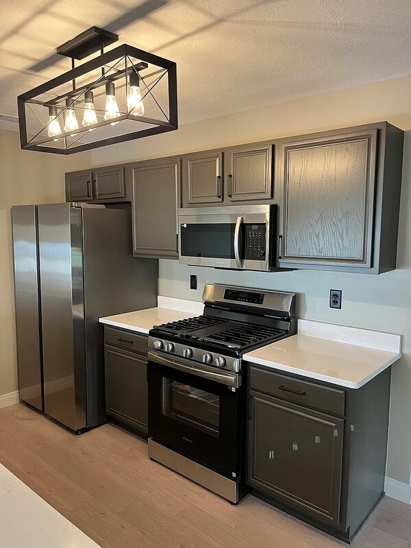 Building Photo - 10000 Primrose Pl