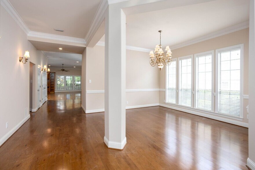 Building Photo - 116 Chestnut Ridge