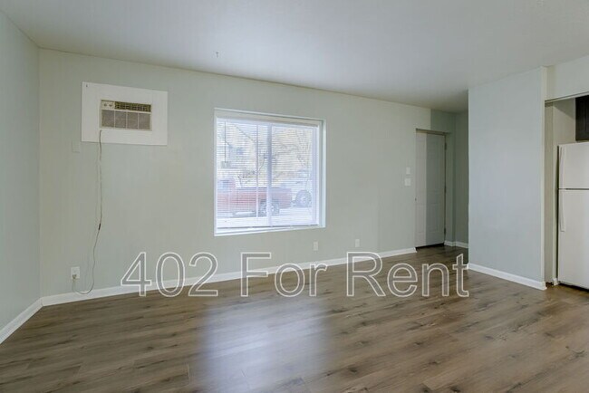 Building Photo - 1015 N 47th Ave