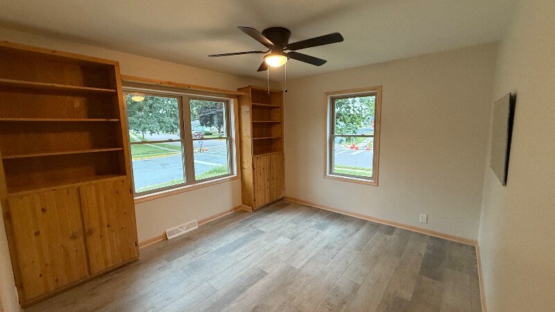 Building Photo - 509 Loomis Dr