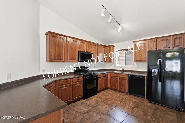 Building Photo - 6313 E Garden Stone Dr