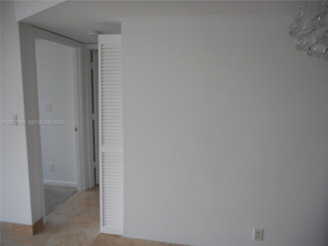 Building Photo - 8911 Collins Ave