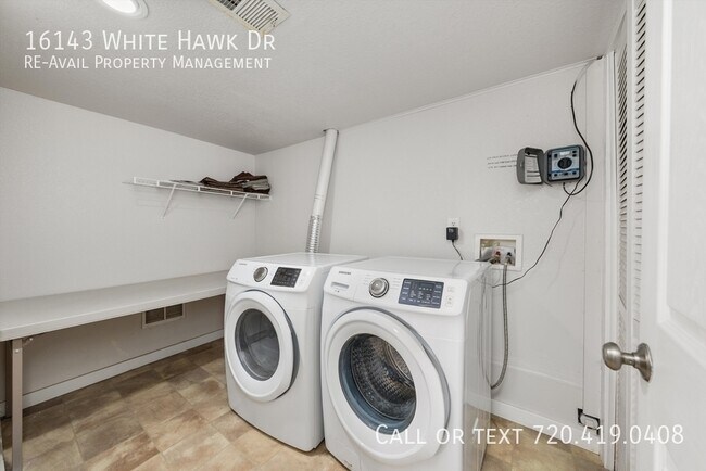 Building Photo - 16143 White Hawk Dr